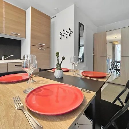 Lumineux, Calme, Rer à 5 Min, Bien Placé Apartamento